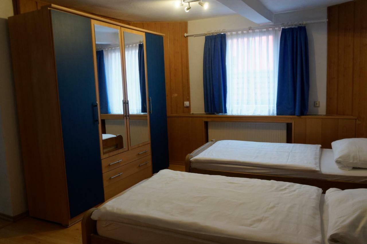 Pension Burger B&B Weibersbrunn Buitenkant foto